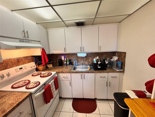 Foto del edificio - 13475 SW 9th St