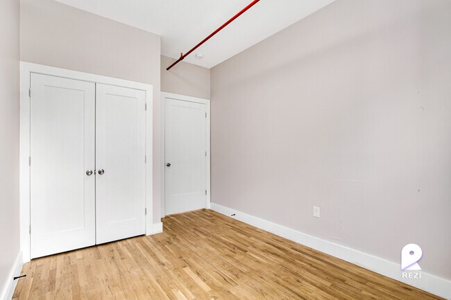 Foto del edificio - 1428 Franklin Ave