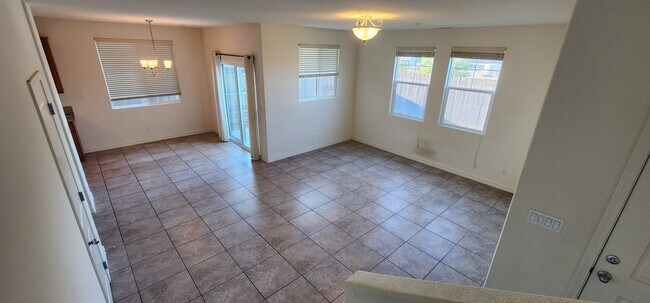 Foto del edificio - 162 Sweetwater Ln