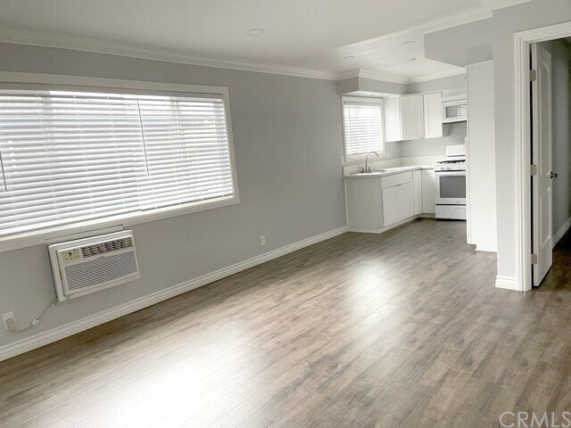 Foto del edificio - 627 Marion Pl