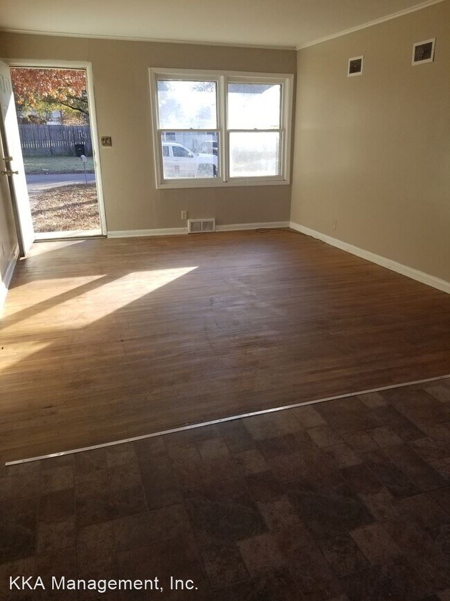 Foto del edificio - 3 br, 1 bath House - 1653 SW Oklahoma Ave