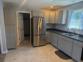 Building Photo - 112 Cramer Rd