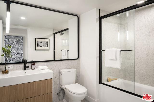 Building Photo - 3667 Keystone Av