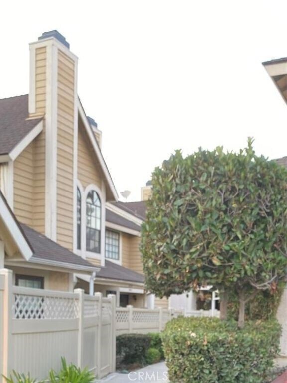 Primary Photo - 1934 E Covina Blvd