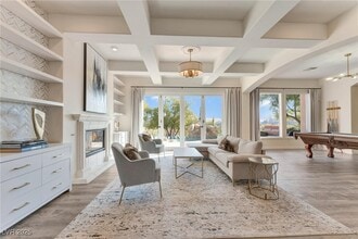 Building Photo - 904 Pont Chartrain Dr