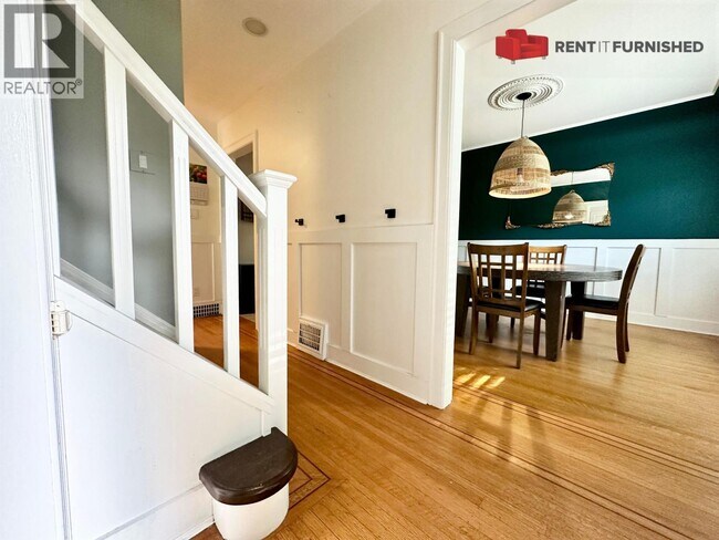 Photo du bâtiment - 1522 8th Ave