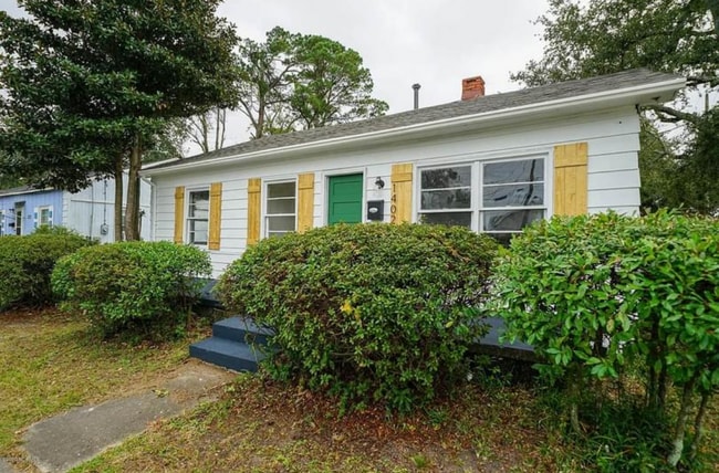 Photo - 1402 Wooster St House