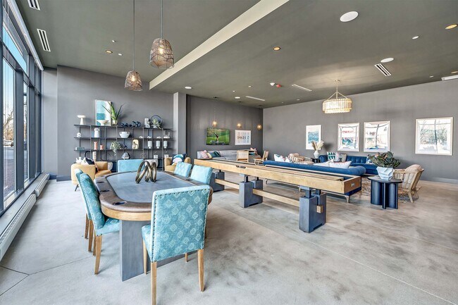 Foto del edificio - Albion Highland Park