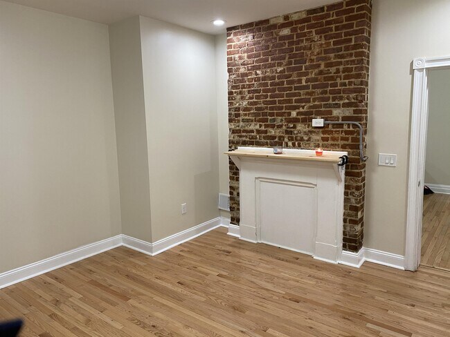 Foto del edificio - 140 N Pearl St