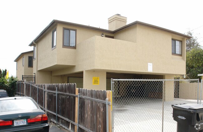 Building Photo - 2138 Garnet Ave
