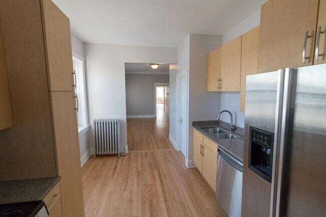 Foto del edificio - 4709 N Washtenaw Ave