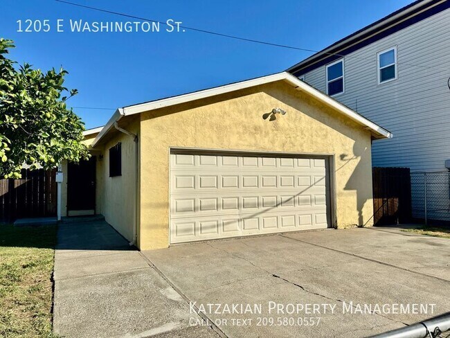 Foto del edificio - Single-Story 3-Bedroom 1-Bath Home