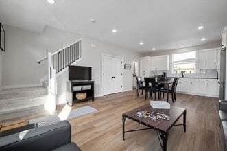 Building Photo - 2766 Crater Ln