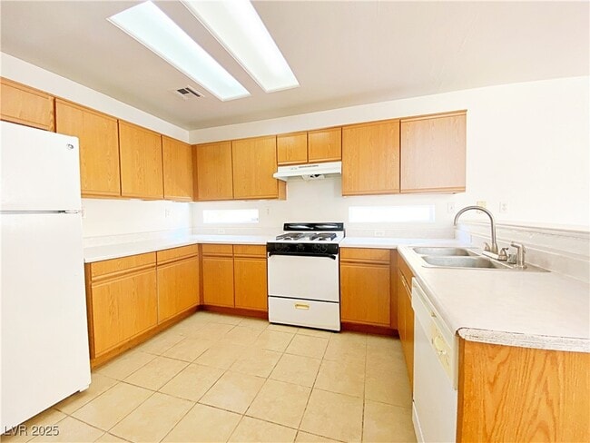 Building Photo - 4525 Coronado Hills Way