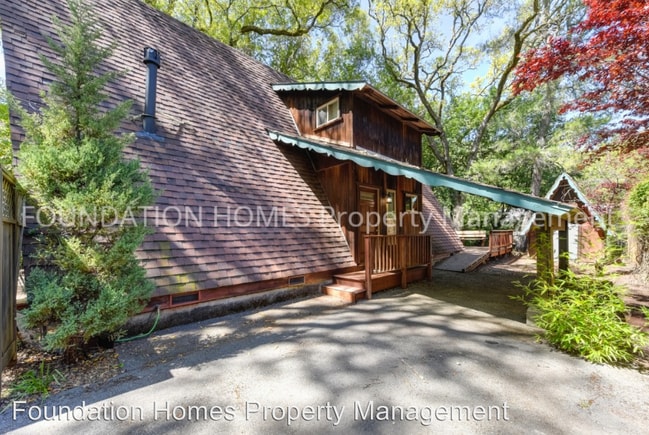 Building Photo - 3 br, 2 bath House - 182 CANYON ROAD