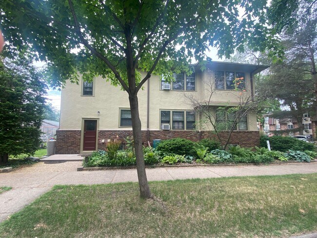 Lado exterior - 3401 Emerson Ave S