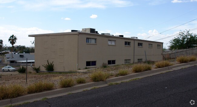 Foto del edificio - 1302 W Becker Ln