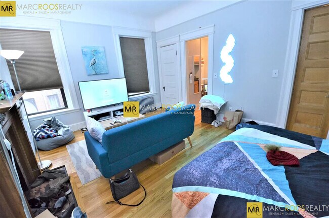 Foto del edificio - 591 Beacon St