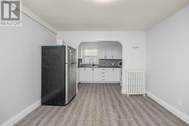 Photo du bâtiment - 227 Regent St