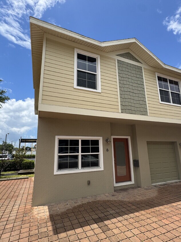 Foto principal - 3701 W Carmen St