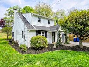 Building Photo - 607 Beaver Valley Pike