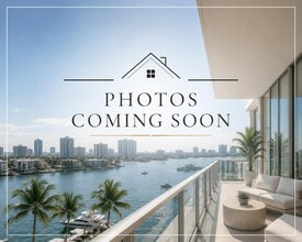 Building Photo - 220 Lake Shore Dr