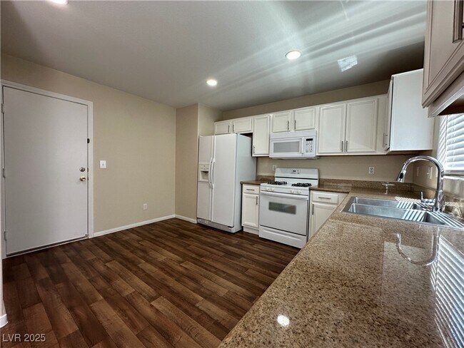 Building Photo - 4777 Arroyo Seco Dr