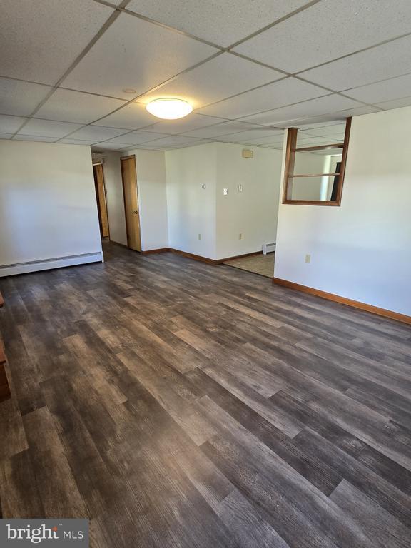 Foto principal - 649 N Warren St