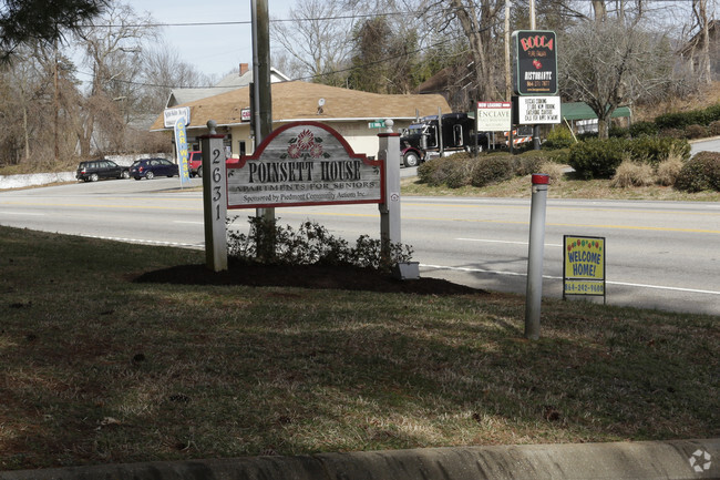 Building Photo - Poinsett House