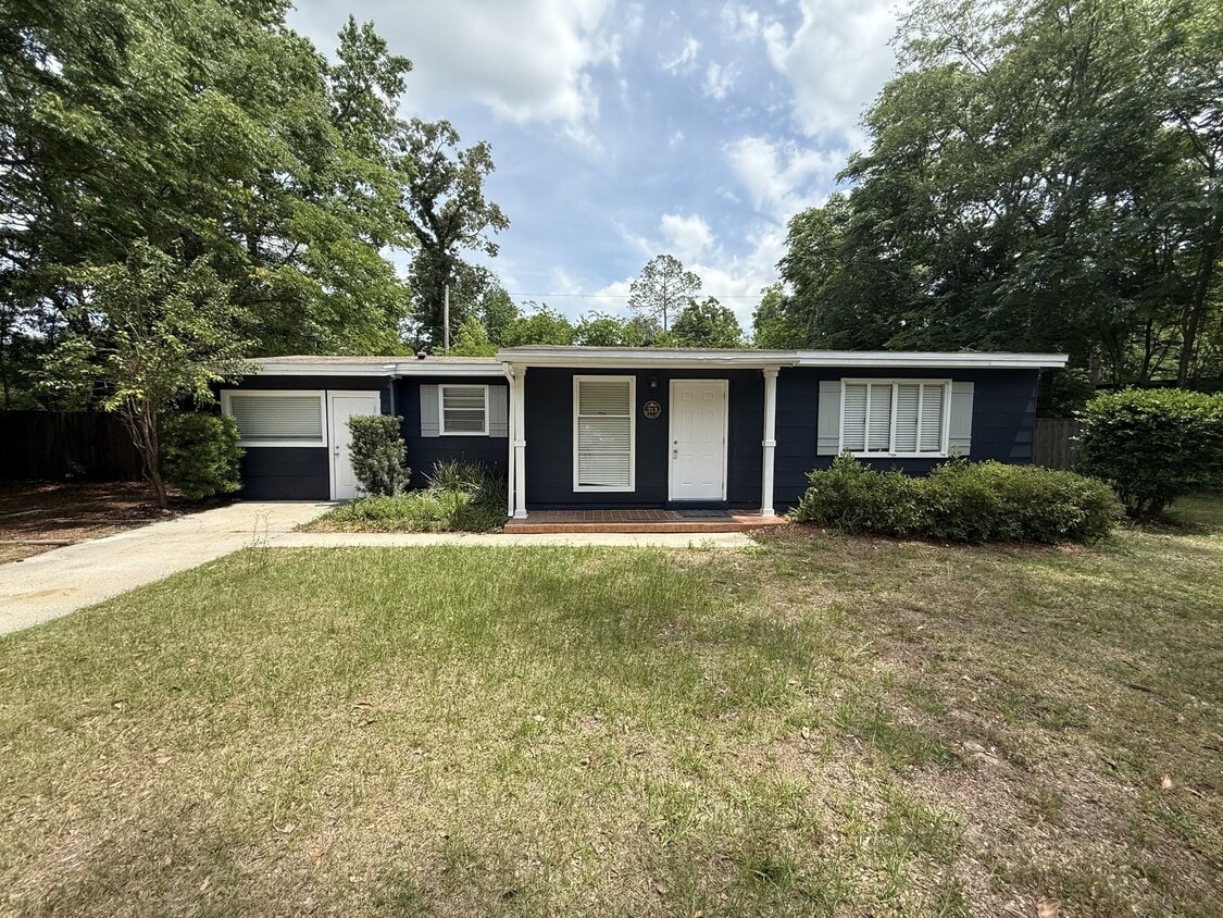 Photo - 313 NW 34th Dr (Gainesville, FL)