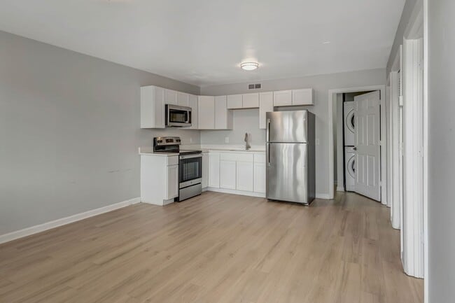 Interior Photo - Hickory Lofts