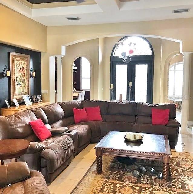 Foto del edificio - 1166 Cypress Loft Pl