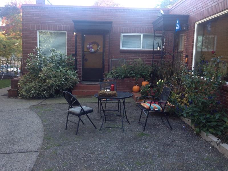 Primary Photo - 2243 NW Flanders #2