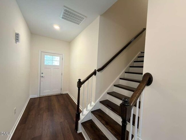 Building Photo - 2008 Chipley Dr