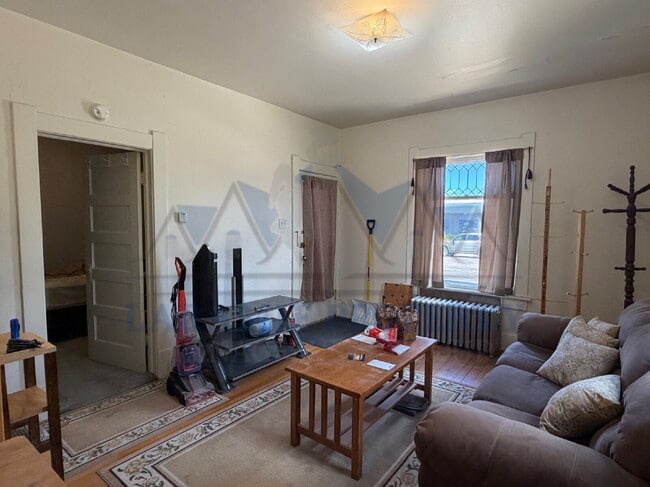 Building Photo - 1 Bedroom 1 Bathroom Apartment