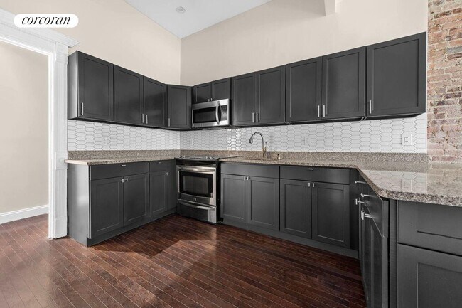 Foto del edificio - 621 Macon St