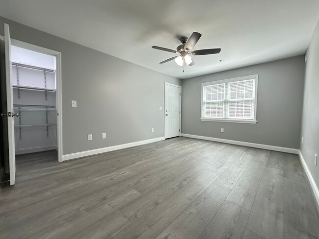 Foto del edificio - Main Level Condo for rent in Vestavia Hill...