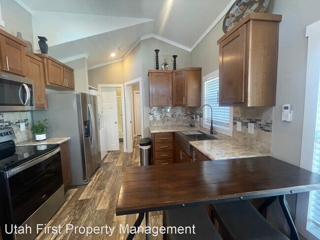 Foto del edificio - 1 br, 1 bath House - 4400 W STATE ST 61 A