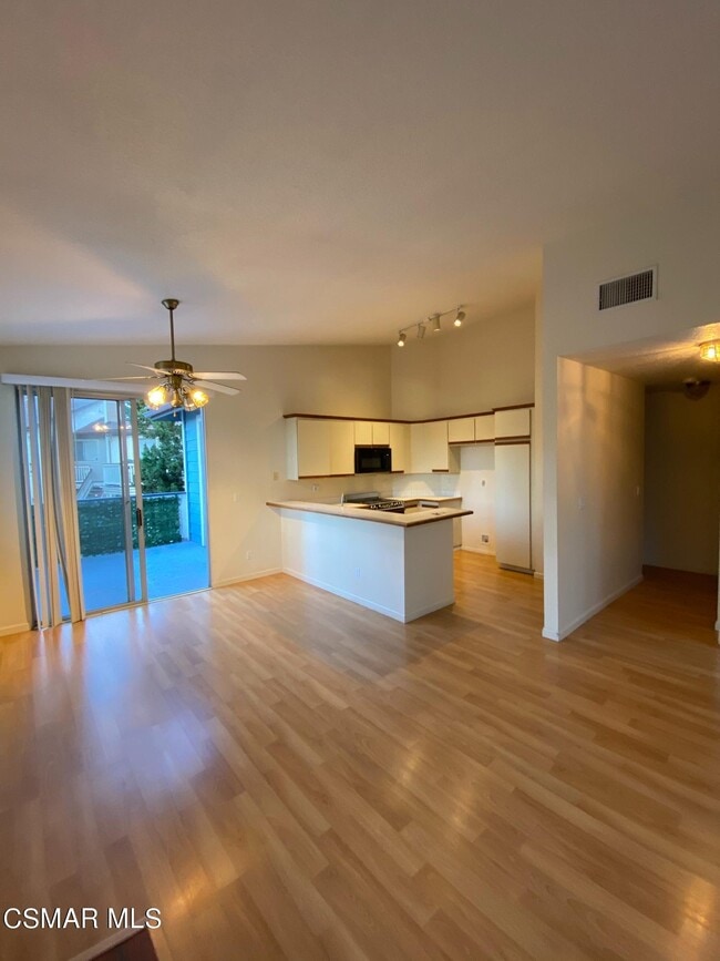 Building Photo - 2486 Pleasant Way