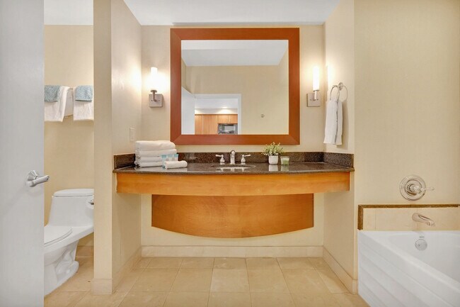 Foto del edificio - 18001 Collins Ave
