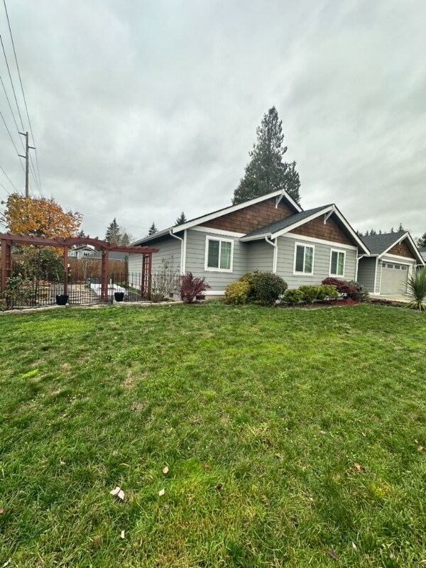 Foto del edificio - 3501 Springbrook Ln