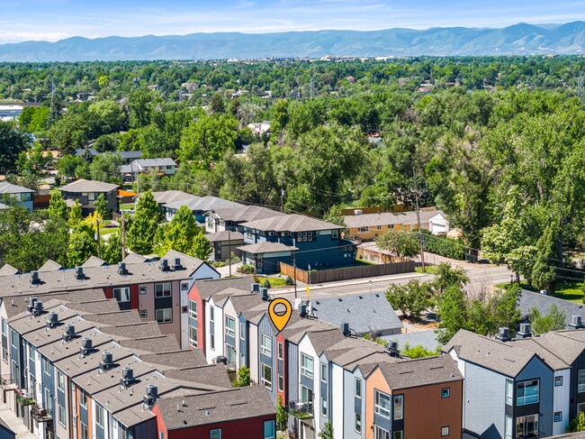 Building Photo - 5642 W 10th Pl