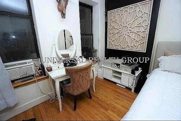 Foto del edificio - 261 Broome St