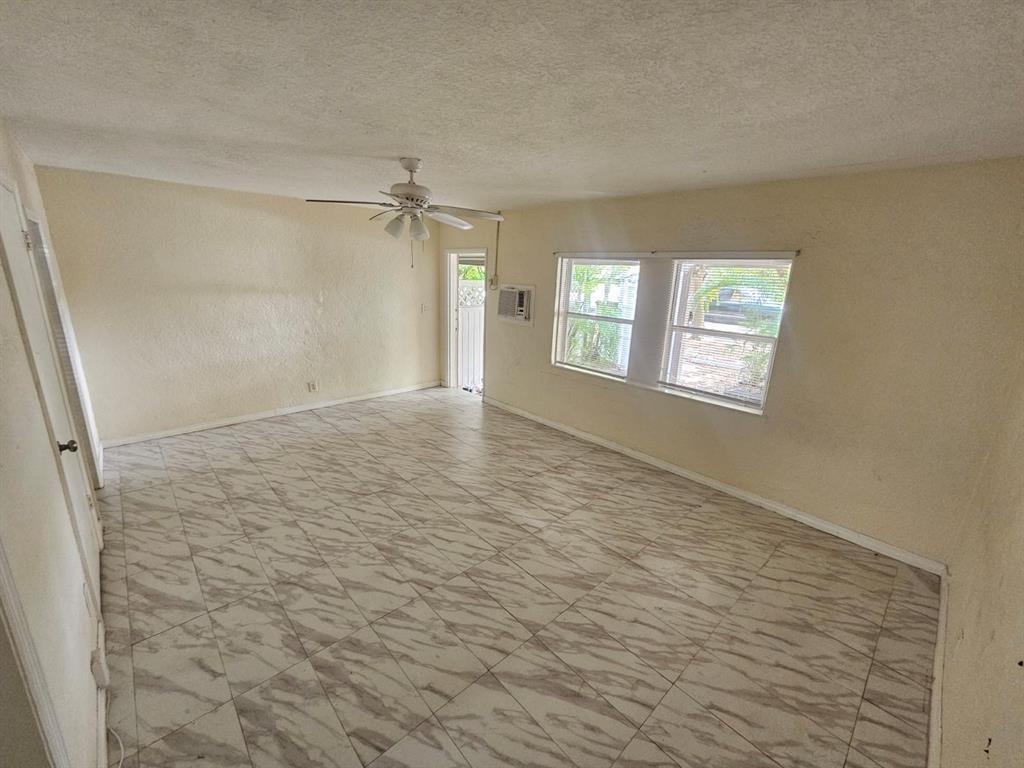 Foto principal - 1217 NE 6th St