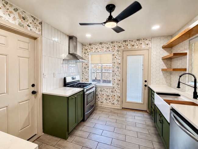 Photo - Charming 2 Bed 1 Bath Apartment