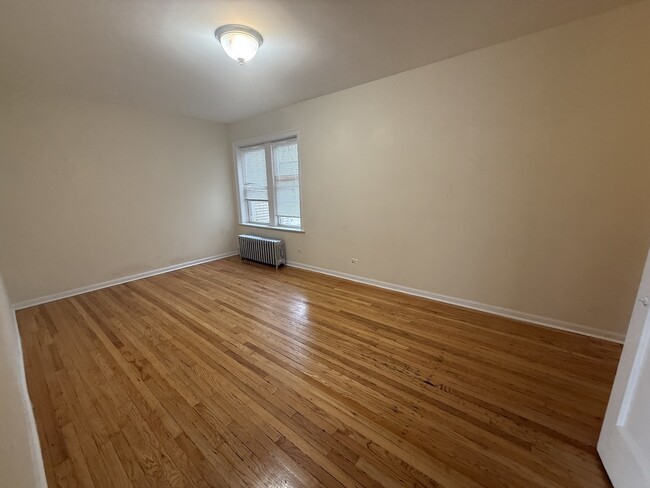Building Photo - 2146 Gunderson Ave
