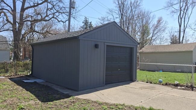 Building Photo - Goddard 54