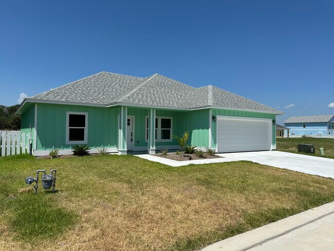 Foto del edificio - 136 Breezeway Dr