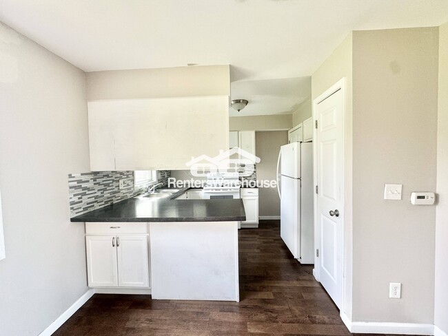 Foto del edificio - 4924 Madison Ave