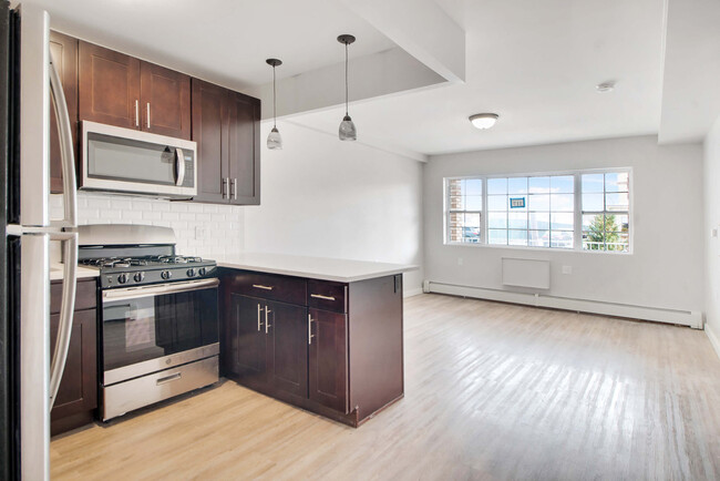 Building Photo - 303 Beach 65th St